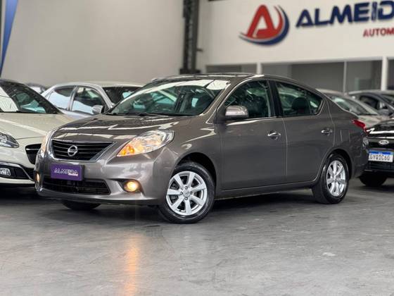 NISSAN VERSA 1.6 16V FLEX SL 4P MANUAL NISSAN VERSA 1.6 16V FLEX SL 4P MANUAL
